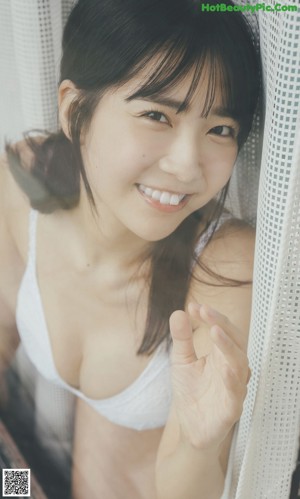 Amau Kisumi 天羽希純, 週プレ Photo Book 「絶好調」 Set.02